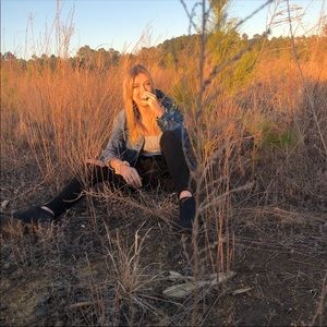 Meet your Posher, Kendall